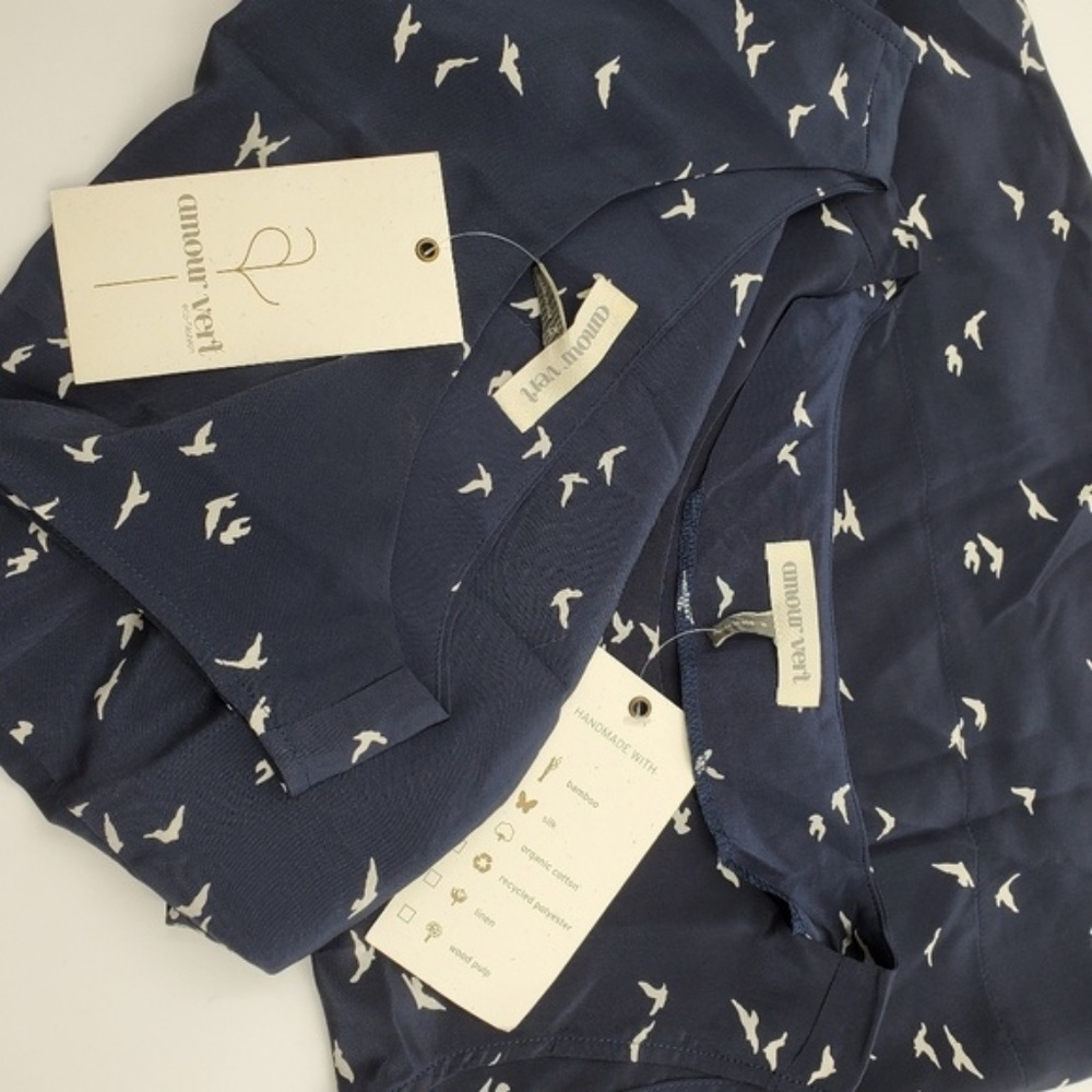 Amour Vert 100% Silk Bird Print Crop Top - Picture 5 of 5